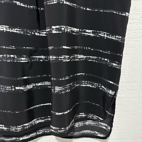 Vince shadow stripe silk oversized blouse top size S - Picture 4 of 10